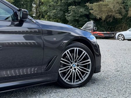 2019 BMW 5-Series - photo 18