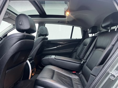 2016 BMW 5-Series - photo 14