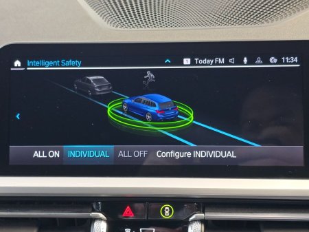 2022 BMW 3-Series - photo 14