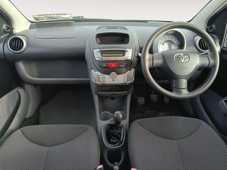 2011 Toyota Aygo - photo 16
