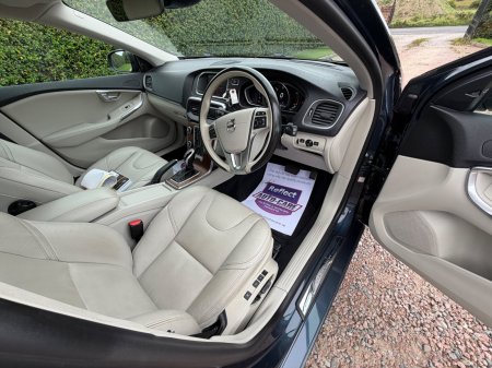 2019 Volvo V40 - photo 12