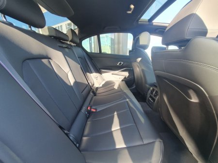 2026 BMW 3-Series - photo 11