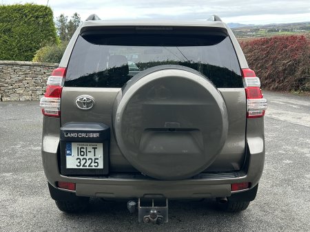 2016 Toyota Land Cruiser - photo 9