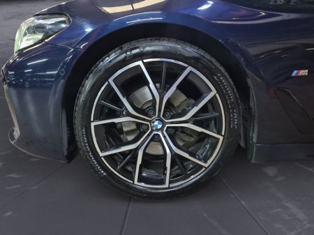 2022 BMW 5-Series - photo 10
