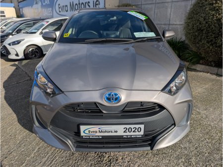 2020 Toyota Yaris - photo 2