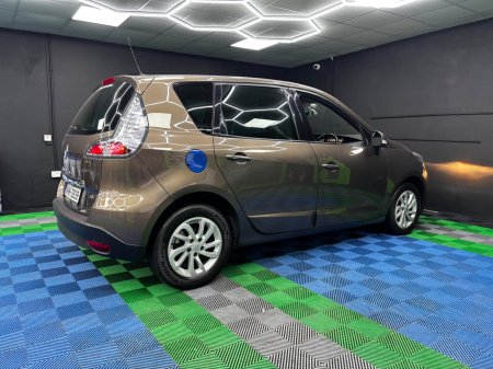 2014 Renault Scenic - photo 9