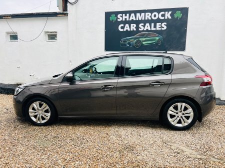 2014 Peugeot 308 - photo 2