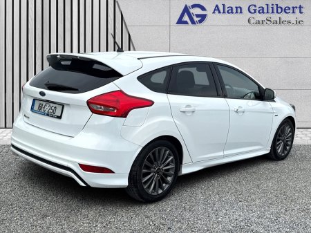 2018 Ford Focus - photo 8