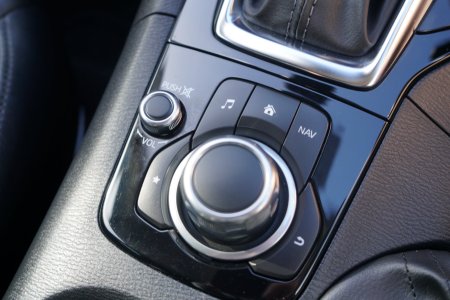 2018 Mazda Axela - photo 16