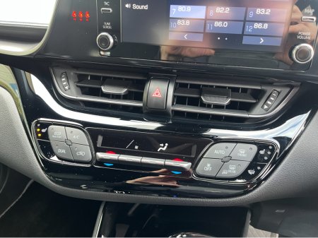 2021 Toyota C-HR - photo 16