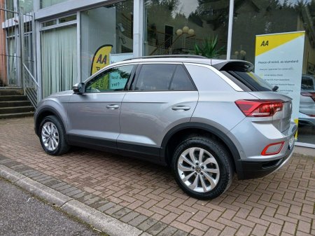 2024 Volkswagen T-Roc - photo 5