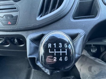2019 Ford Transit - photo 14