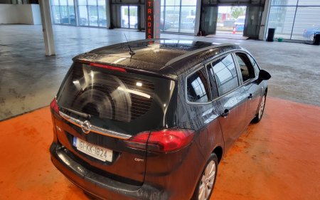 2016 Opel Zafira - photo 2
