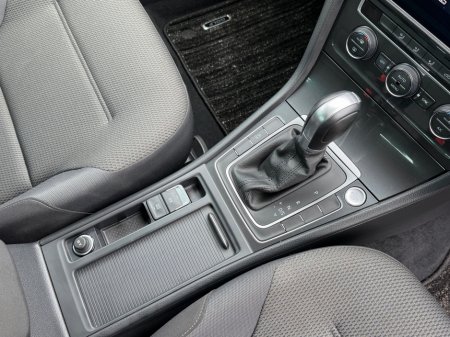 2019 Volkswagen Golf - photo 13