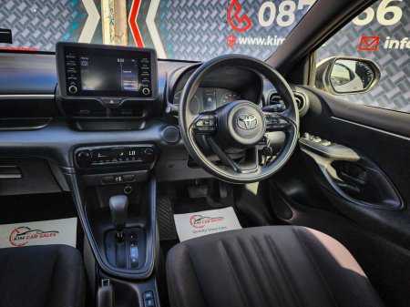 2023 Toyota Yaris - photo 19