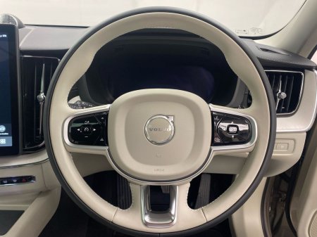 2027 Volvo XC60 - photo 11