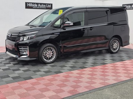 2016 Toyota Voxy - photo 7