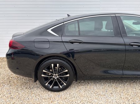2022 Opel Insignia - photo 8