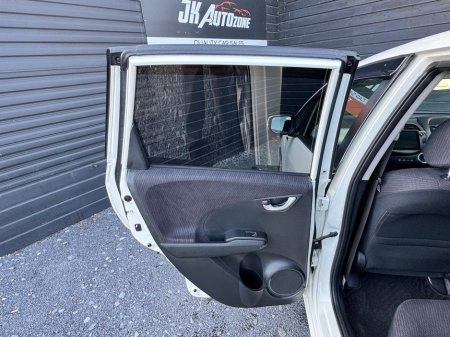 2012 Honda Fit - photo 17