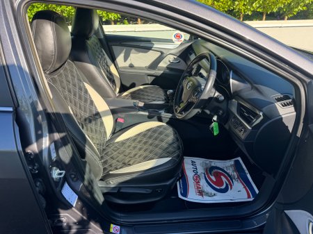 2015 Toyota Avensis - photo 8