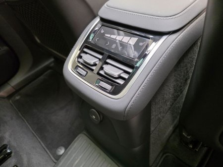 2025 Volvo XC90 - photo 18