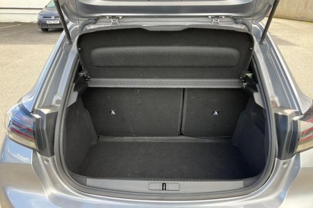 2025 Peugeot 208 - photo 21