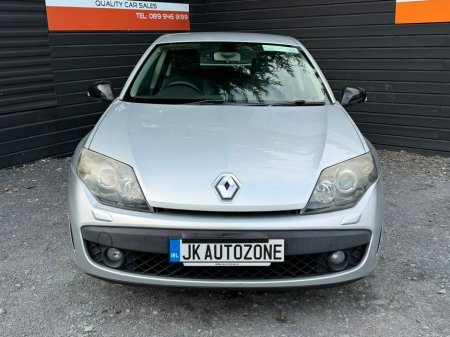 2010 Renault Laguna - photo 2