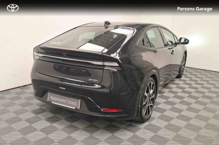 2024 Toyota Prius - photo 2