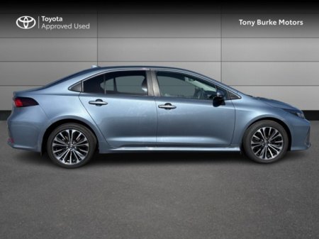 2024 Toyota Corolla - photo 3