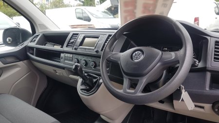 2020 Volkswagen Transporter - photo 6