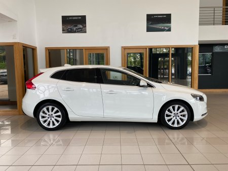 2015 Volvo V40 - photo 2