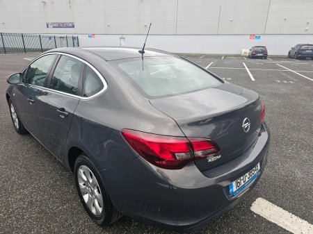 2016 Opel Astra - photo 8