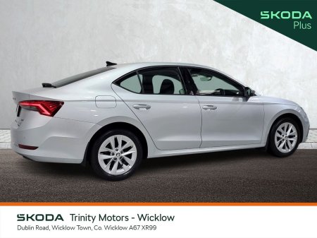 2022 Skoda Octavia - photo 3