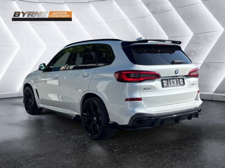 2020 BMW X5 - photo 2