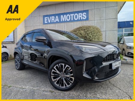 2023 Toyota Yaris Cross Z HYBRID AUTOMATIC 1.5 PETROL //LOW MILES//HIGH SPEC//HALF LEATHER HEATED SEATS//360 PARKING CAMERAS