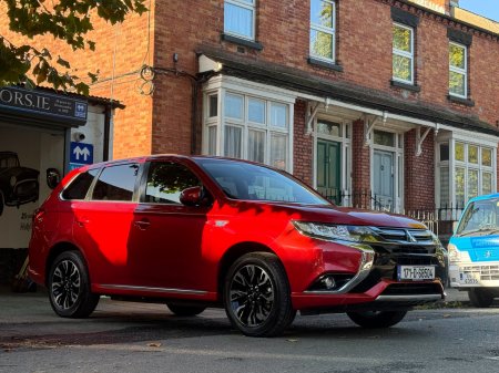 2017 Mitsubishi Outlander - photo 3
