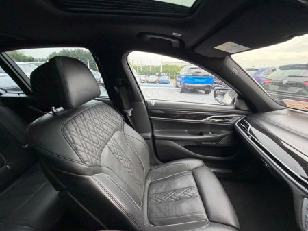 2018 BMW 7-Series - photo 42