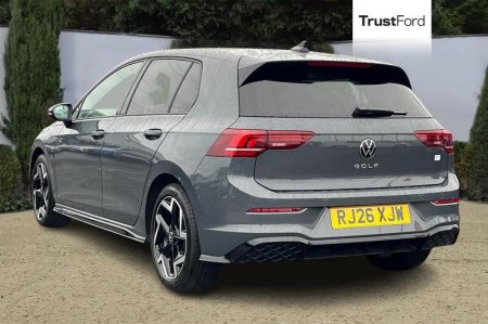 2026 Volkswagen Golf - photo 2