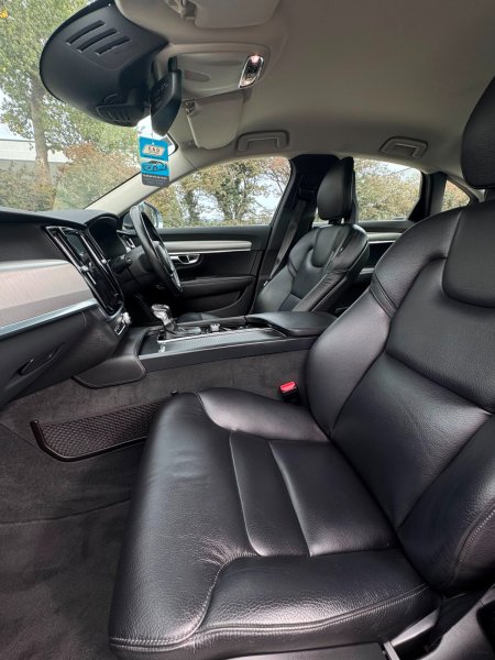 2017 Volvo S90 - photo 15