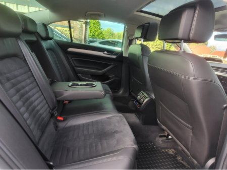 2018 Volkswagen Passat - photo 15