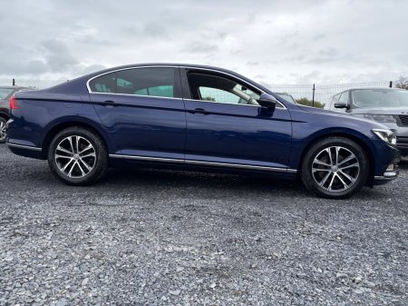 2019 Volkswagen Passat - photo 3