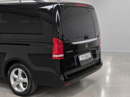 2017 Mercedes-Benz V-Class - photo 10