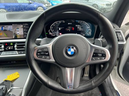 2021 BMW 3-Series - photo 4