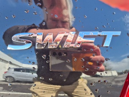 2023 Suzuki Swift - photo 32