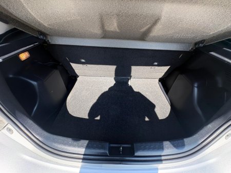 2013 Toyota Aqua - photo 5