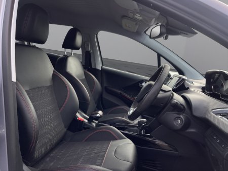2018 Peugeot 2008 - photo 10