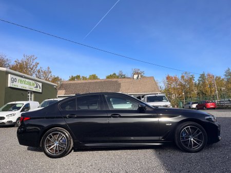 2022 BMW 5-Series - photo 4