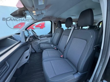 2026 Ford Tourneo Custom - photo 9