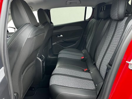 2026 Peugeot 308 - photo 19