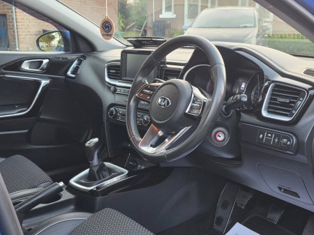 2018 Kia Ceed - photo 18